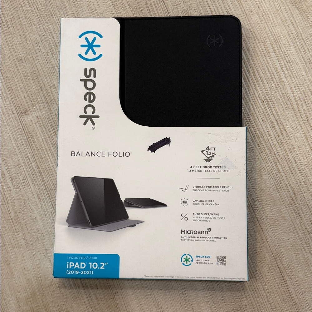 Speck Balance Folio Case for iPad 10.2" - Black